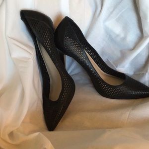 VINCE CAMUTO BRAND NEW never worn